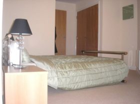 1 bedroom Flat to re...